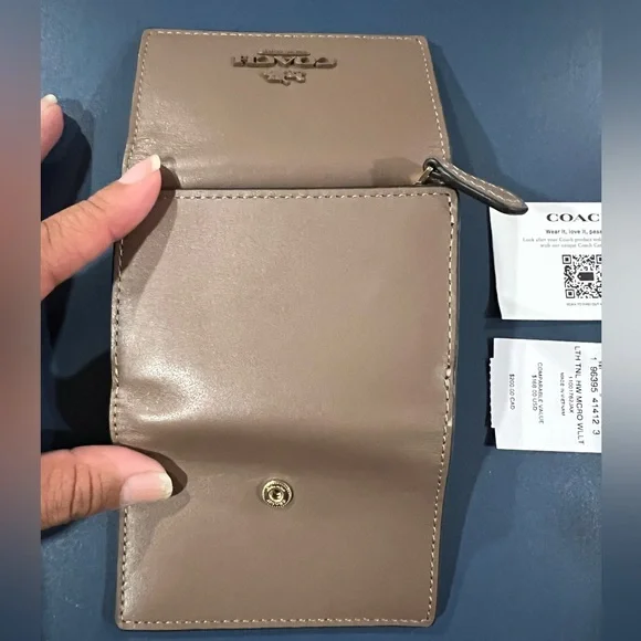 Coach Dark Stone Micro Wallet Trifold NWT - Picture 4 of 7